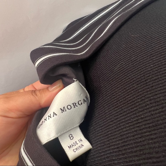 Donna Morgan Dress Faux Wrap Midi Tank Top Striped Pleated Fit Flare Size 8 M - Picture 7 of 7